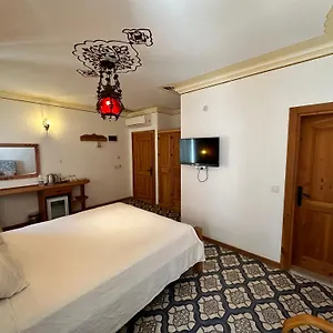 Eski Hotel